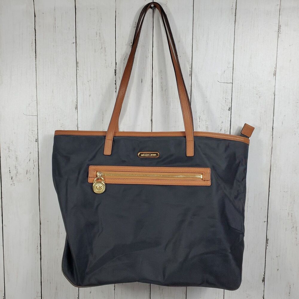 Michael Kors KEMPTON NAVY Large Nylon Tote, Shoulder Bag, Purse Nice!